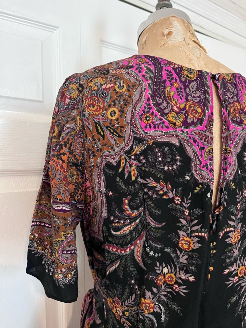 Kobi Halperin Black Paisley-Print Midi Dress with Pink and Gold Accents - Picture 5 of 7